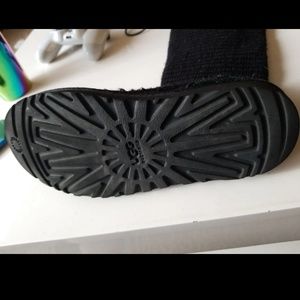 Black Knit Uggs
